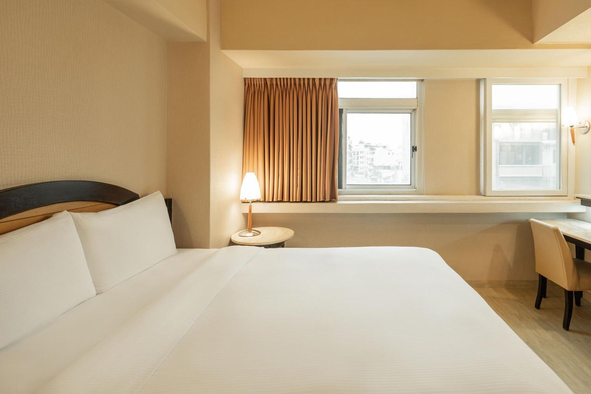 Kindness Hotel Weiwuying Kaohsiung Værelse billede